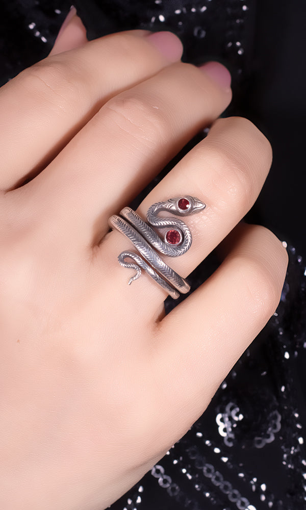 Garnet Snake Ring - RS2201